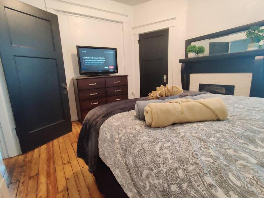 Ferienwohnung Lovely 2Br W Office Space - King Bed & Alexa Pittsburgh Exterior foto